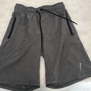 Balance collection Gray shorts